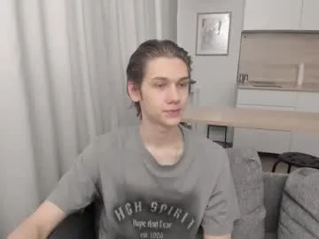 evymiuu – webcam model profile photo Image 17