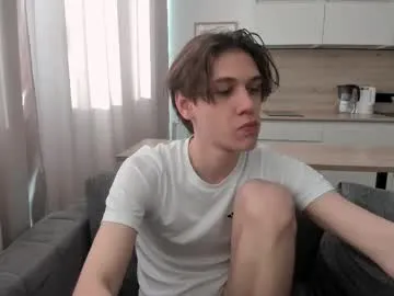 evymiuu – webcam model profile photo Image 6