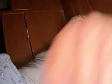 Real18sis_sex_sis – webcam model profile photo Image 11