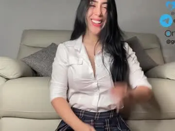 JayJayPink – webcam model profile photo Image 9