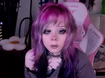 SMELLSEX – webcam model profile photo Image 17