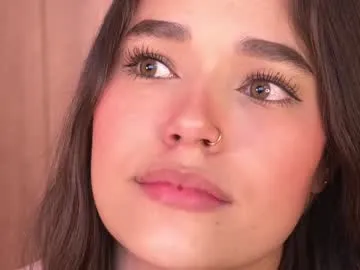 takusaki223 – webcam model profile photo Image 14