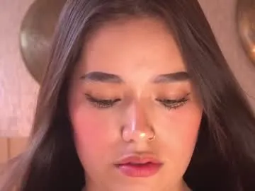 takusaki223 – webcam model profile photo Image 3