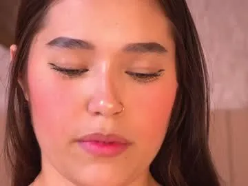 takusaki223 – webcam model profile photo Image 4