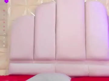 Hornylouisewil – webcam model profile photo Image 2