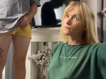 Elenascrib – webcam model profile photo Image 15