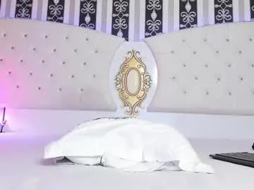 lunagirl13 – webcam model profile photo Image 4