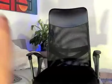 golden_girl_house – webcam model profile photo Image 4