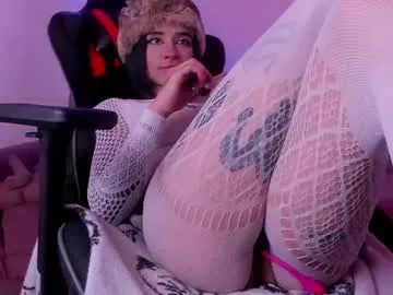 Alirawrz profile photo Image 7