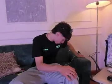 jacques_season – webcam model profile photo Image 12