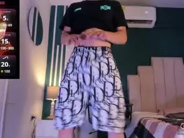 jacques_season – webcam model profile photo Image 18