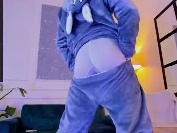 jacques_season – webcam model profile photo Image 8