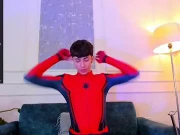 jacques_season – webcam model profile photo Image 9