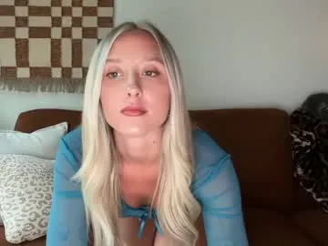 dreamteemergirl – webcam model profile photo Image 15