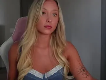 dreamteemergirl – webcam model profile photo Image 3