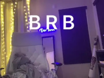 Alyshanon18 – webcam model profile photo Image 13