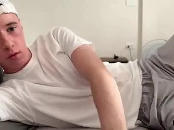 AmiLewis – webcam model profile photo Image 12