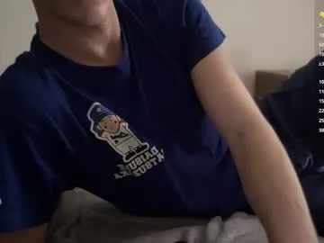 AmiLewis – webcam model profile photo Image 15