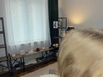 Mia_sweet80 – webcam model profile photo Image 11