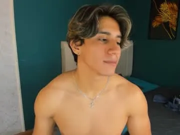 oypo – webcam model profile photo Image 10