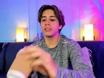 oypo – webcam model profile photo Image 15