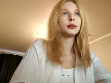 AngelBlushXXX – webcam model profile photo Image 5