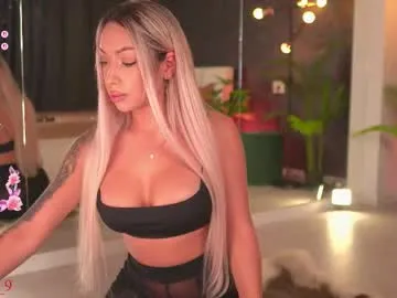 cowgirlc – webcam model profile photo Image 15