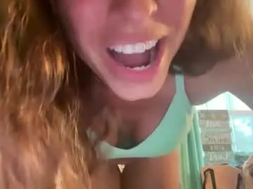 horny_tenager – webcam model profile photo Image 15