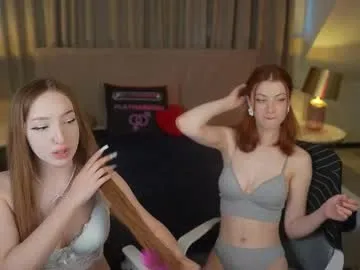 adritvance – webcam model profile photo Image 4