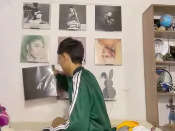 Iitaniee – webcam model profile photo Image 11