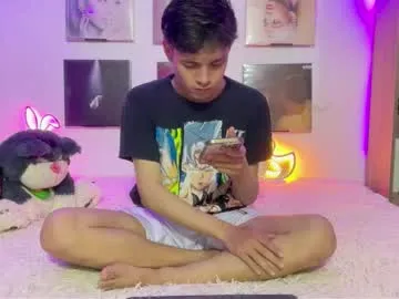 Iitaniee – webcam model profile photo Image 14