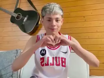 Iitaniee – webcam model profile photo Image 18