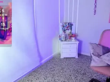 PinkLoving070 – webcam model profile photo Image 17