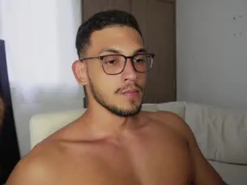 nide_xiaogou – webcam model profile photo Image 5