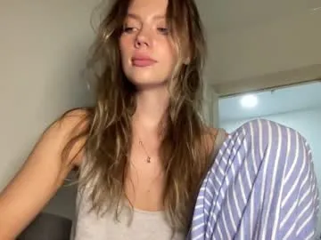 Jellycute – webcam model profile photo Image 10