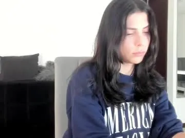 _Alicee_1 – webcam model profile photo Image 7