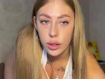 SonY_CaM – webcam model profile photo Image 11