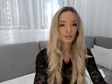 nide_xiaogou – webcam model profile photo Image 13