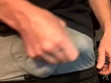 AdritVance – webcam model profile photo Image 12