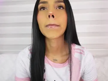 Susiee_Redd – webcam model profile photo Image 9