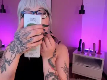 ORLA86 – webcam model profile photo Image 17