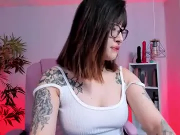 ORLA86 – webcam model profile photo Image 8