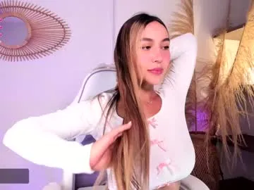 Eva-009 – webcam model profile photo Image 18