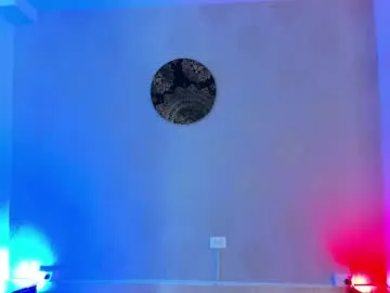 mia_hank – webcam model profile photo Image 12