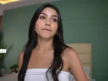 JayJayPink – webcam model profile photo Image 2