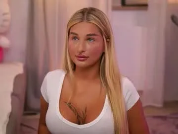 HINATA_hyu – webcam model profile photo Image 13