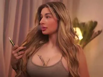 HINATA_hyu – webcam model profile photo Image 5