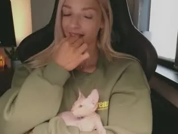 Nicky_200481 – webcam model profile photo Image 9