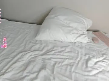 melana_love – webcam model profile photo Image 9