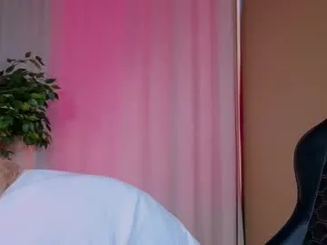 Ninabigtitied – webcam model profile photo Image 19